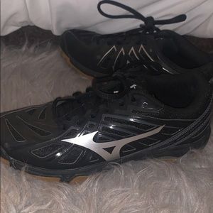 Mizuno Indoor Sports Shoes